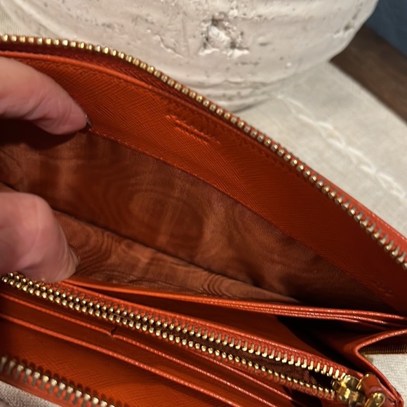 EUC Prada Zippy wallet, Authentic! - Picture 12 of 16